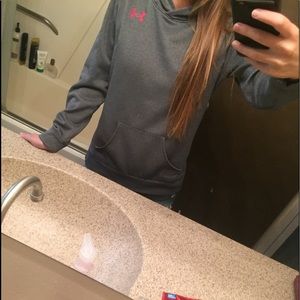 Under armor sweatshirt